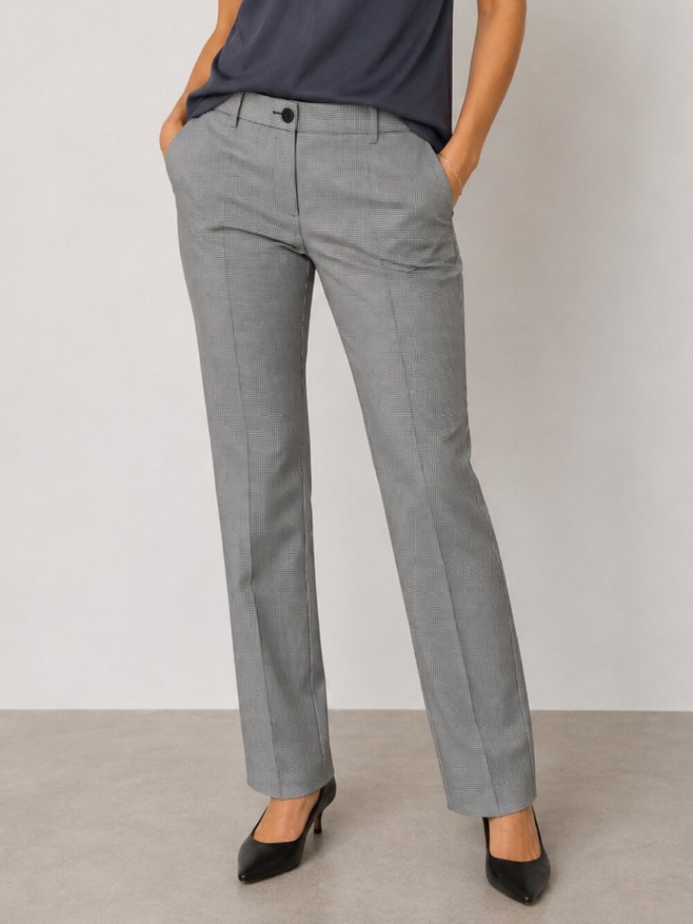 Smart Set Size 4 Black White Houndstooth Straight Leg Dress Pants Stretch